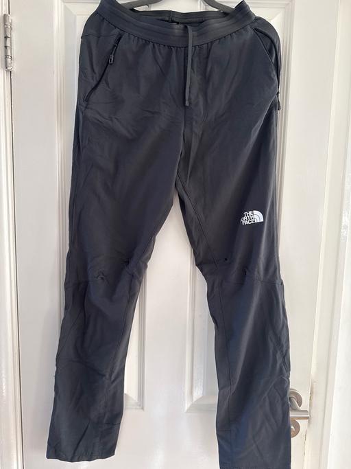 Buy & Sell Gillingham Business Park Medway - Kent - Photos for North Face joggers