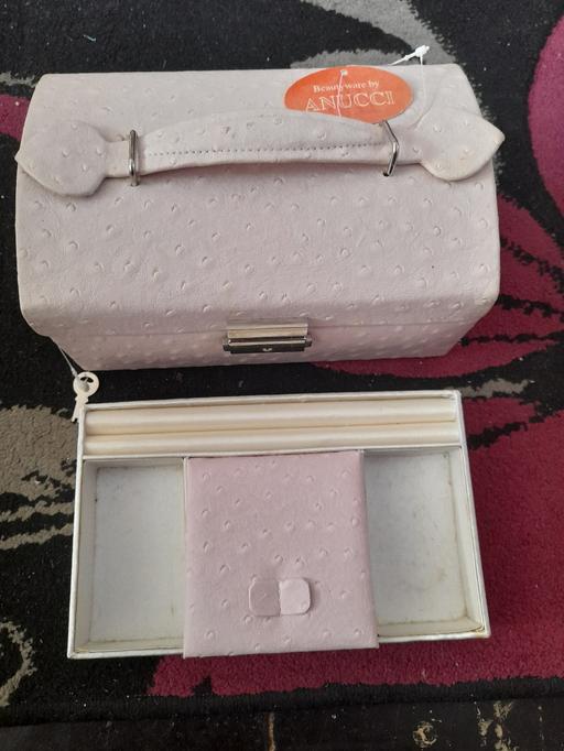 Buy & Sell Walsall Wood Walsall - Photos for jewellery box with key
