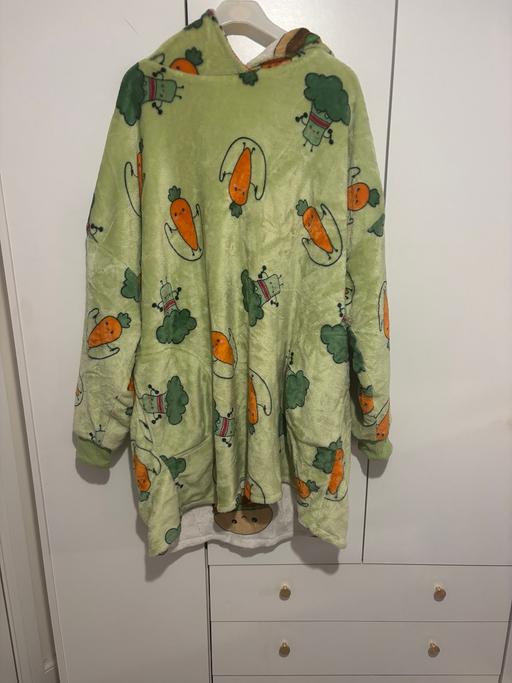 Buy & Sell Hessle East Riding of Yorkshire - Photos for Vegetables and Fast Food Patterned Snoodie