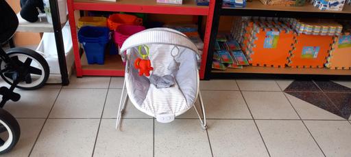 Buy & Sell Westcliff-on-Sea Southend-on-Sea - Photos for Bouncer with soothing vibration and sounds