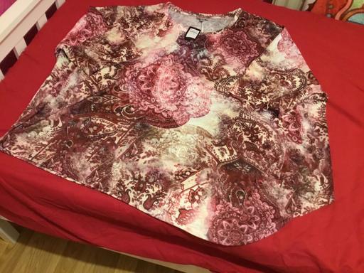 Buy & Sell Woodcross Wolverhampton - Photos for New Ladies Top Tags still on Size 22/24