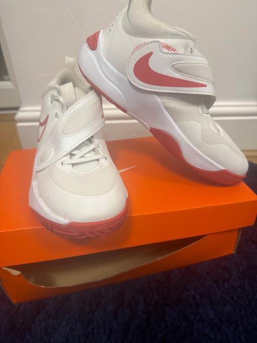 Buy & Sell Wickford Basildon - Photos for Size 6 Nike trainers used once