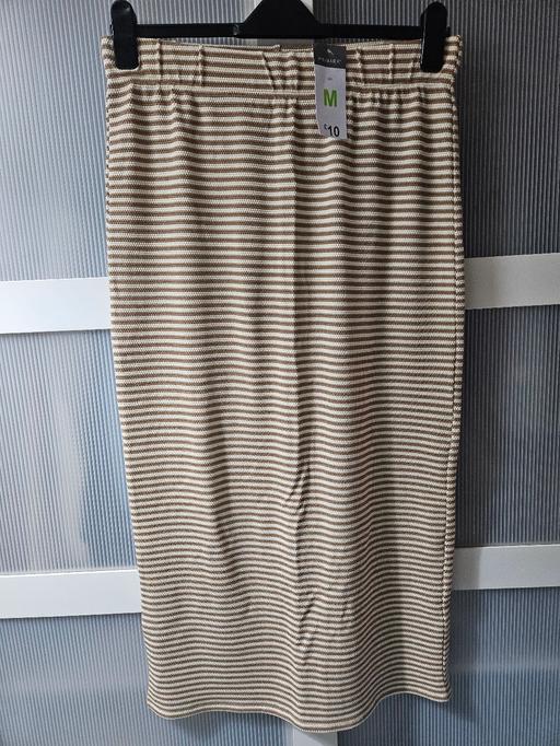 Buy & Sell Weston Point Halton - Photos for 🌟NEW🌟 Size M PRIMARK beige midi skirt