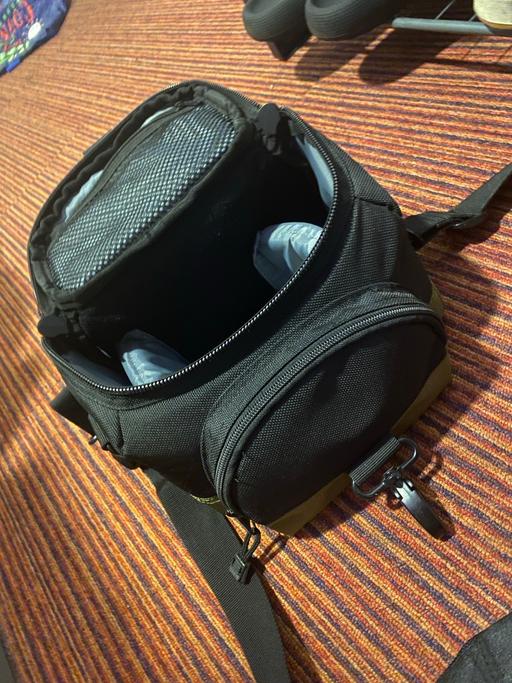 Buy & Sell Stretford Trafford - Photos for Canon M50 Mark II with tripod and bag