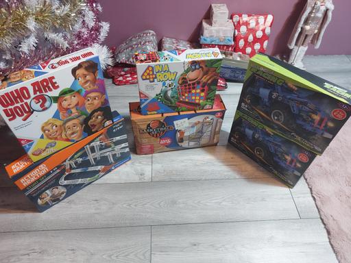 Buy & Sell Normanby Redcar and Cleveland - Photos for board games and baseball set