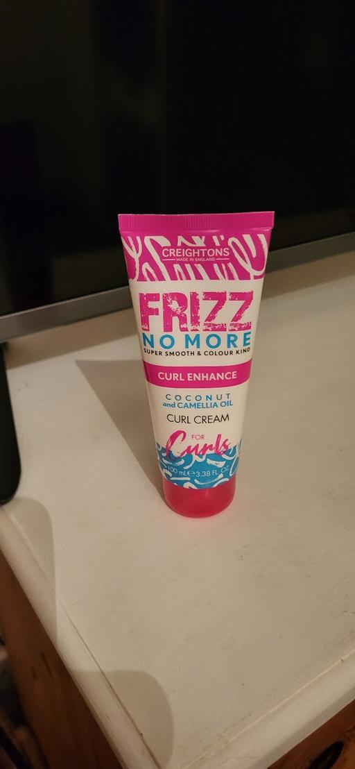 Buy & Sell Radcliffe Bury - Photos for frizz serum