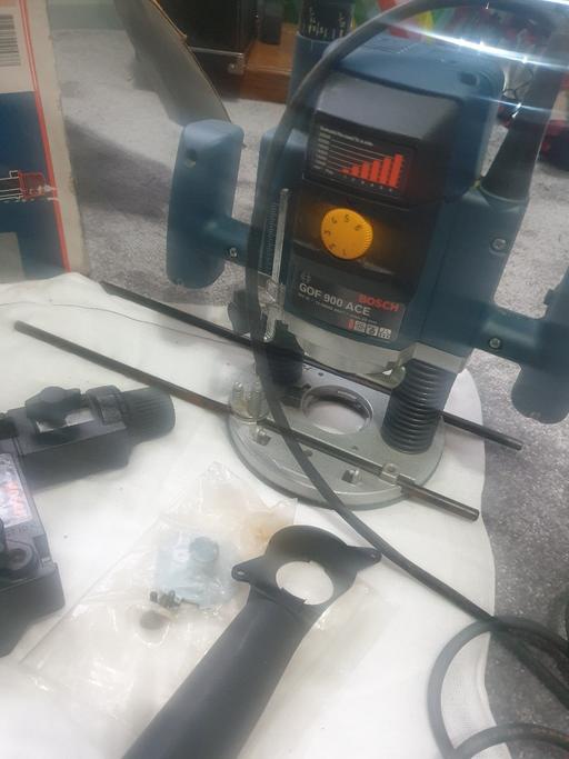 Buy & Sell Darlaston Walsall - Photos for 110V Bosch GOF 900 ACE plunge router