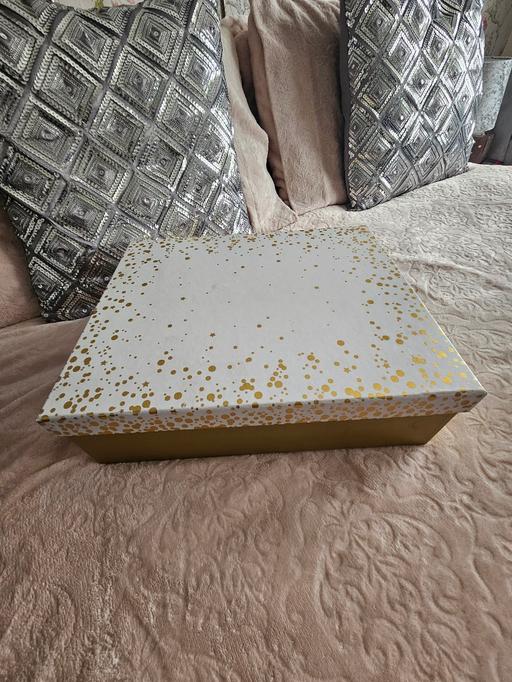 Buy & Sell Newton Doncaster - Photos for Xmas gift box excellent condition