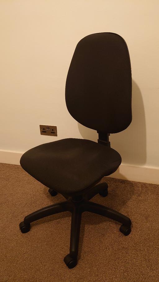 Buy & Sell Ilford Redbridge - images_alt_text OFFICE SWIVEL CHAIR - BLACK