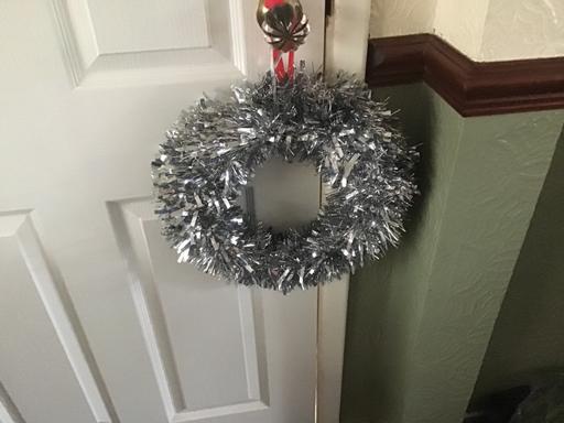 Buy & Sell Essington Wolverhampton - Photos for Silver tinsel door wreath