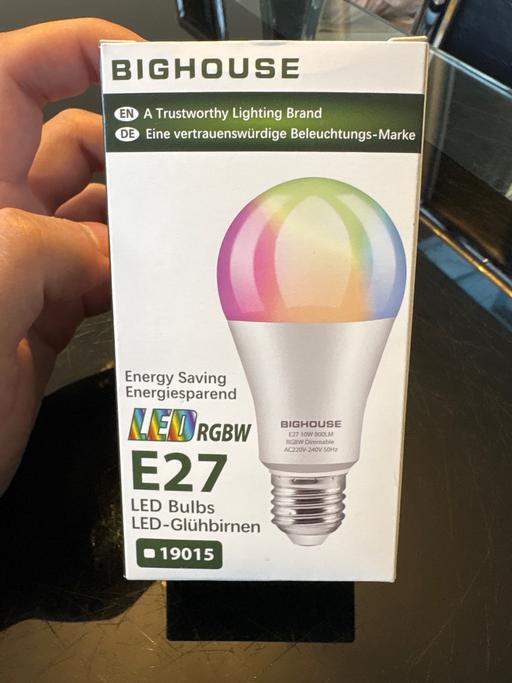 Buy & Sell Heath Park Havering - Photos for 1x led bulb with remote
