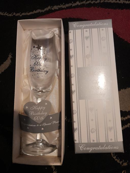 Buy & Sell Sandhills Walsall - Photos for 60th birthday glass with box