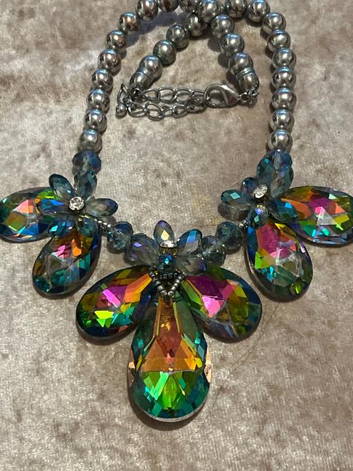 Buy & Sell Rottingdean Brighton - Photos for Stunning glass crystal necklace