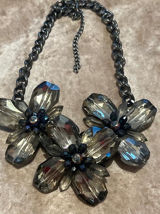 Buy & Sell Ovingdean Brighton - Photos for Stunning glass crystal necklace