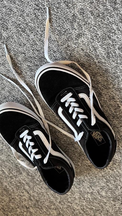 Buy & Sell Abbey Wood South East London - Photos for Vans Old Skool Black & White Trainers