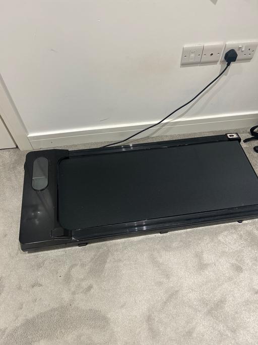Buy & Sell Kings Park St. Albans - Photos for Treadmill for under the desk