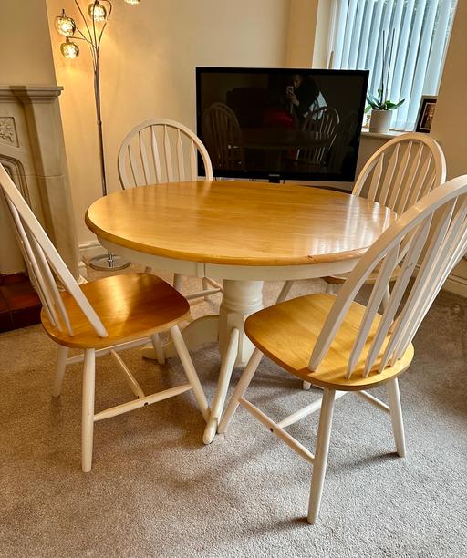 Buy & Sell Small Heath Birmingham - Photos for Round Wooden Dining Table x 4 Chairs