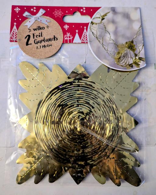 Buy & Sell Georgetown Blaenau Gwent - Photos for 🎄 Christmas wilco 2 foil garlands, length 2.