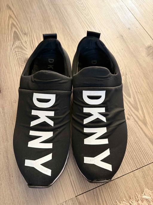 Buy & Sell Eastcote Hillingdon - Photos for DKNY Black Slip-On Trainers – Size UK 4