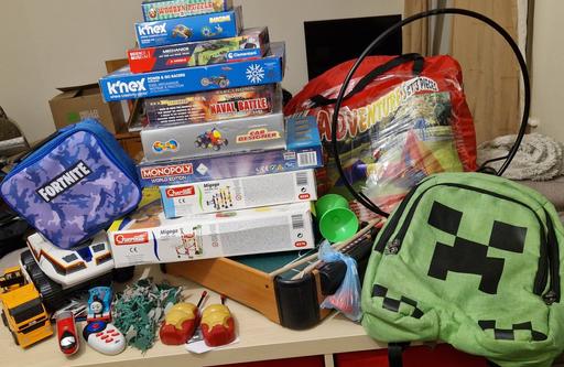 Buy & Sell Kettering Business Park North Northamptonshire - Photos for Box of toys (Christmas or boot sale stock)