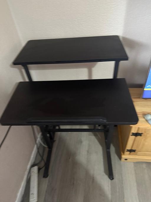 Buy & Sell Winwick Quay Warrington - Photos for Desk & Chair - NO MONITOR