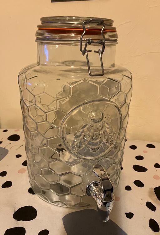 Buy & Sell Mansfield Town Centre Mansfield - Photos for Bee drinks dispenser with tap