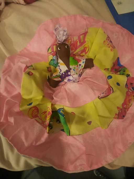 Buy & Sell Bermondsey South East London - Photos for topsy-turvy doll