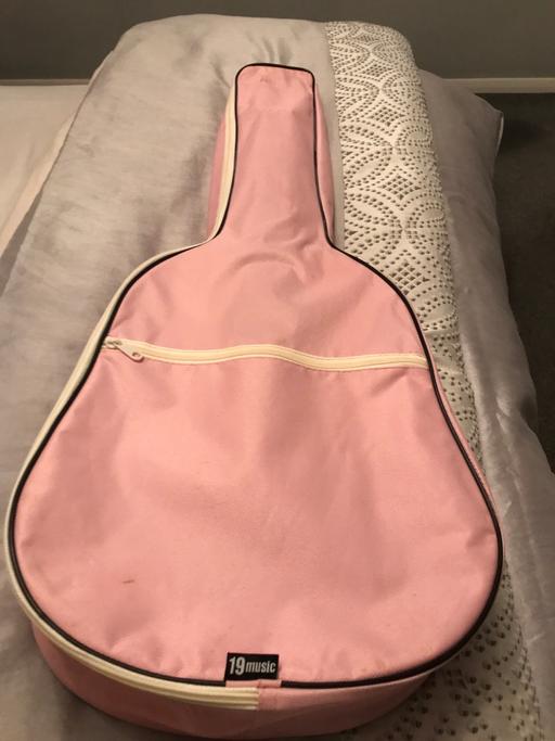 Buy & Sell Bootle Sefton - Photos for GIRLS PINK GUITAR
