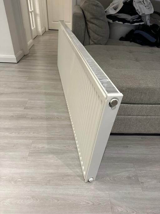 Buy & Sell Middlegreen Buckinghamshire - Photos for Radiator 1800x600