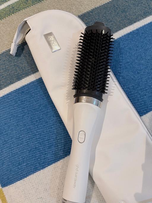 Buy & Sell Fulham Broadway South West London - Photos for GHD Duet Blowdry Hair Dryer Brush White