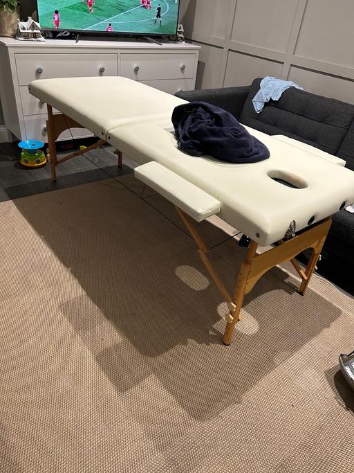 Buy & Sell Watford Three Rivers - Photos for Strong travel/folding massage table with cove
