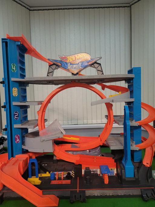 Buy & Sell Harborne Birmingham - Photos for Hot Wheels Ultimate Garage