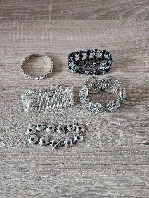 Buy & Sell Newton Doncaster - Photos for Bracelet collection..price is for all of them