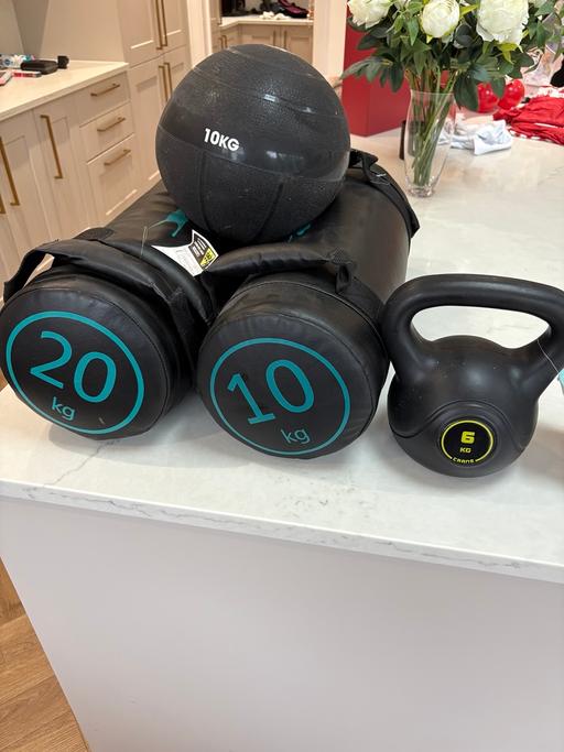 Buy & Sell Ongar Epping Forest - Photos for Sandbags, kettlebell and medicine ball