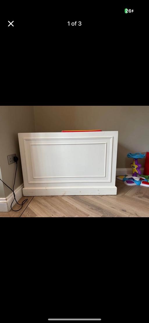 Buy & Sell Harold Park East London - Photos for Large toy box on wheels