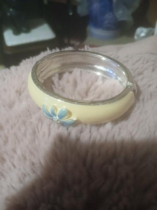 Buy & Sell Netherton Dudley - Photos for brasclet hing to close