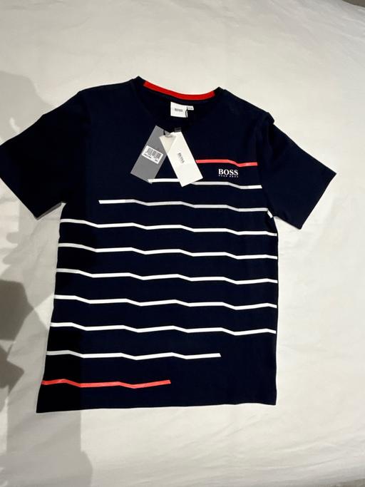 Buy & Sell Wickersley Rotherham - Photos for Dark blue Hugo Boss T-Shirt