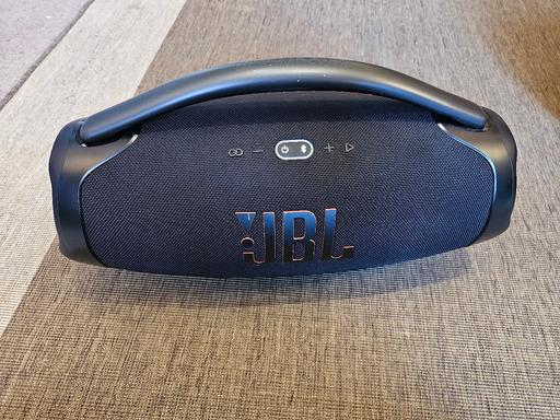Buy & Sell Chingford East London - Photos for Pair 2x JBL Boombox 3 (not the WiFi version)