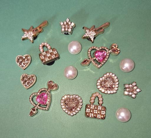 Buy & Sell Woodchurch Thanet - Photos for BAG SHOE EMBELLISHMENTS