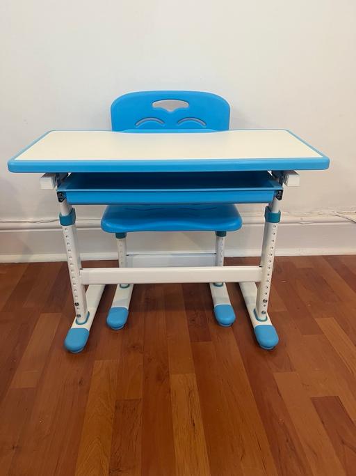 Buy & Sell Catford South East London - Photos for Child’s adjustable chair and desk set