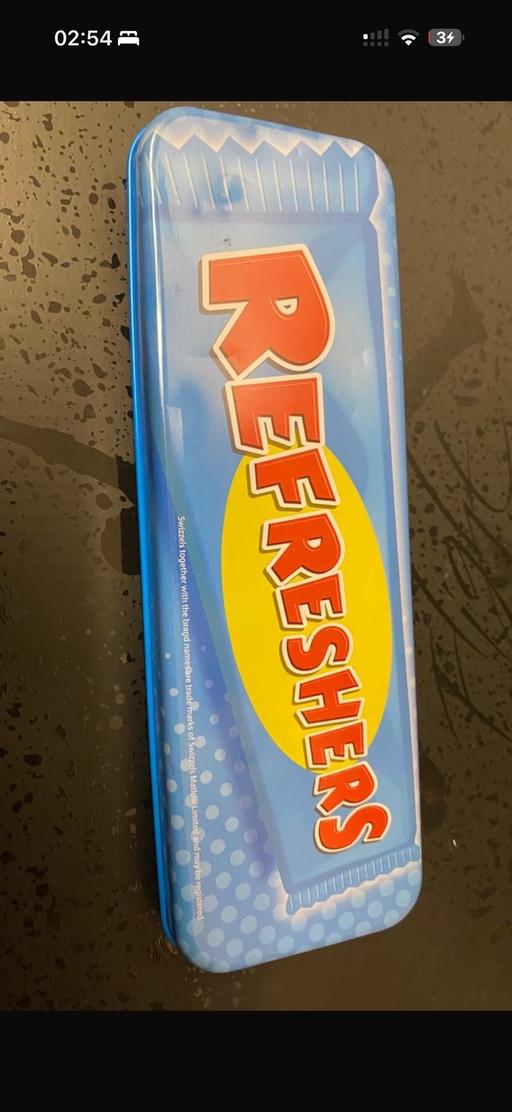 Classes Phipps Bridge Station Merton - Photos for Pencil case.