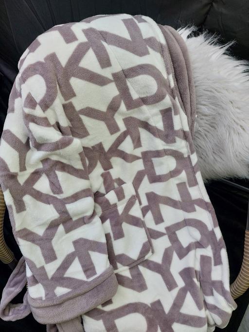 Buy & Sell Nottingham Nottinghamshire - Photos for Women's DKNY Dressing gown/ House Coat