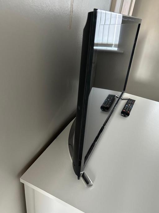 Buy & Sell Knowsley Park Knowsley - Photos for Samsung TV 32 inch