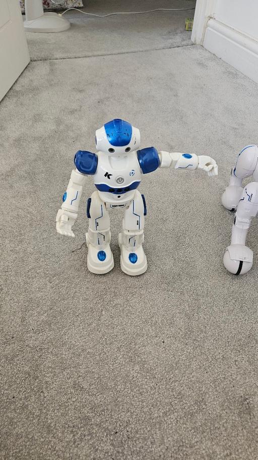 Buy & Sell Enfield Highway Enfield - Photos for interactive robot toy