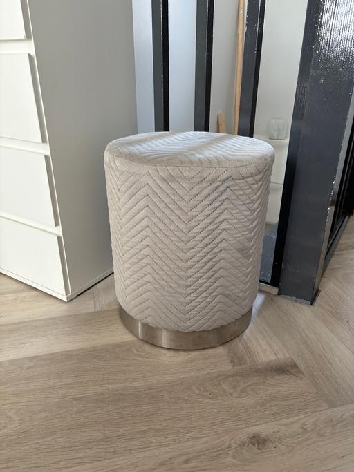 Buy & Sell Polesworth North Warwickshire - Photos for Footstool grey velvet