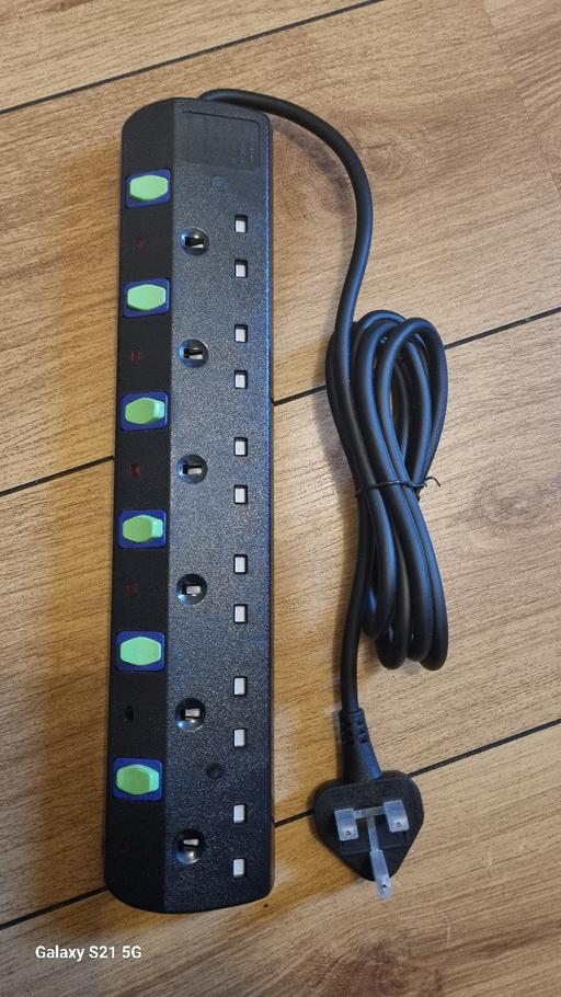 Buy & Sell Intack Hyndburn - Photos for 6 Plug Extension Wire