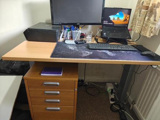 Buy & Sell Chandler`s Ford Eastleigh - Photos for standing desk