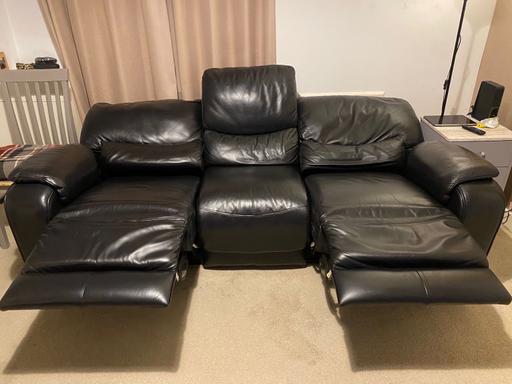 Buy & Sell Oswaldtwistle Hyndburn - Photos for 3 seater leather sofa