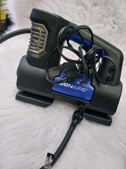 Vehicles Nottingham City Centre Nottingham - images_alt_text bon air air pump