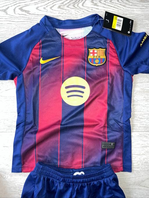 Buy & Sell Birkenhead Wirral - Photos for Boys Barcelona home kit 4/5 years